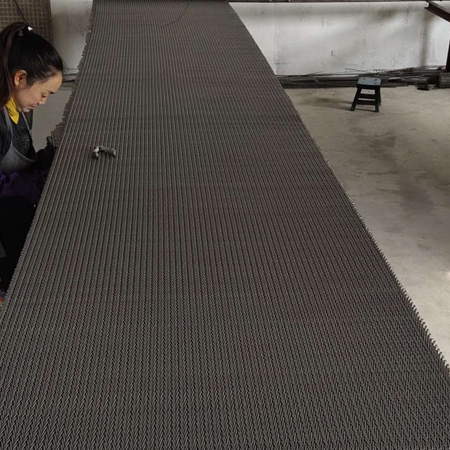 金屬網(wǎng)帶需要清洗嗎？